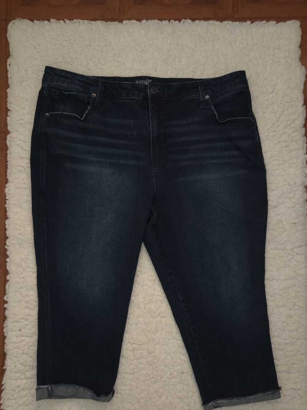 Dark Blue Cropped Denim Capris